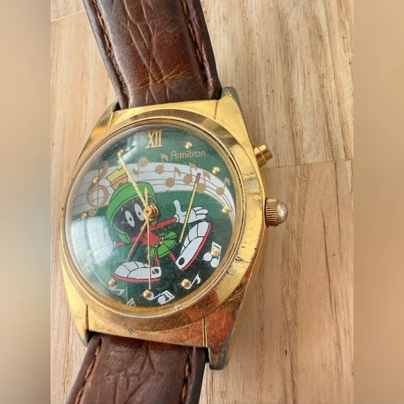 Warner bros. Looney tunes Marvin the Martian vintage watch NEW BATTERY